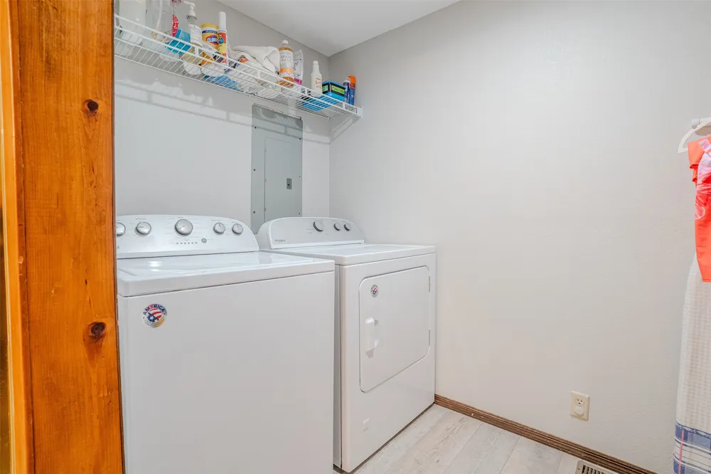 6371 Beacon Vista Circle Granbury, TX 76049