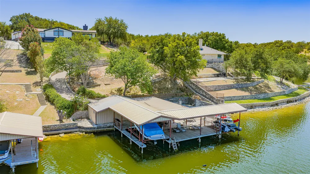 6371 Beacon Vista Circle Granbury, TX 76049