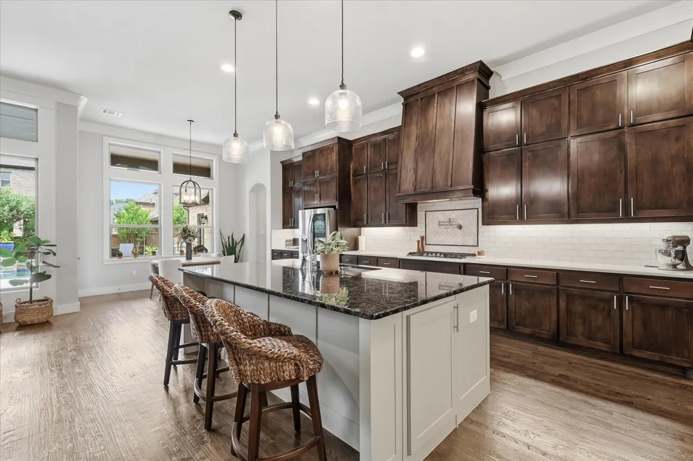 332 Nora Lane Argyle, TX 76226