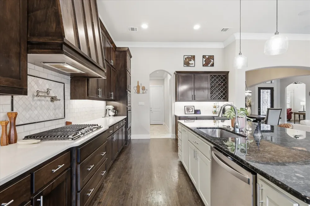 332 Nora Lane Argyle, TX 76226