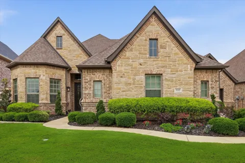 332 Nora Lane