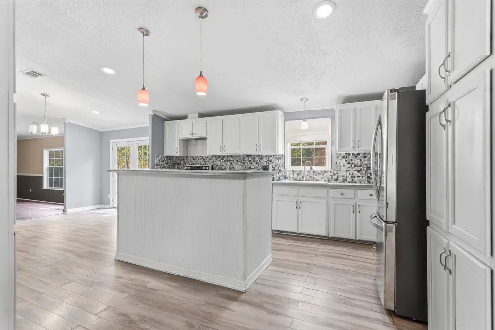374 County Road 191 Gainesville, TX 76240