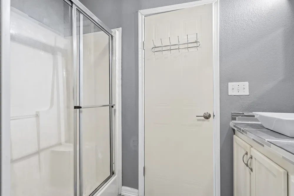 374 County Road 191 Gainesville, TX 76240