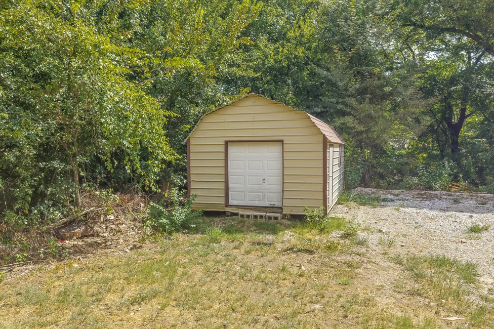 374 County Road 191 Gainesville, TX 76240