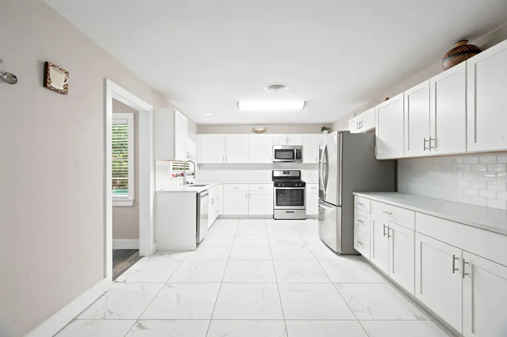 109 W 11th Street Irving, TX 75060