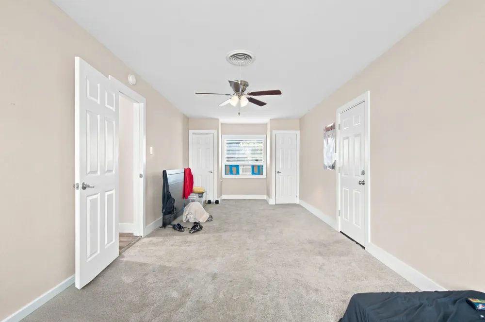 109 W 11th Street Irving, TX 75060