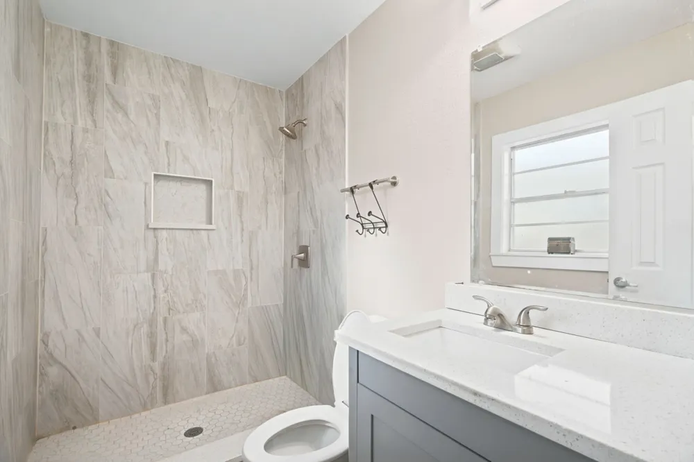 109 W 11th Street Irving, TX 75060