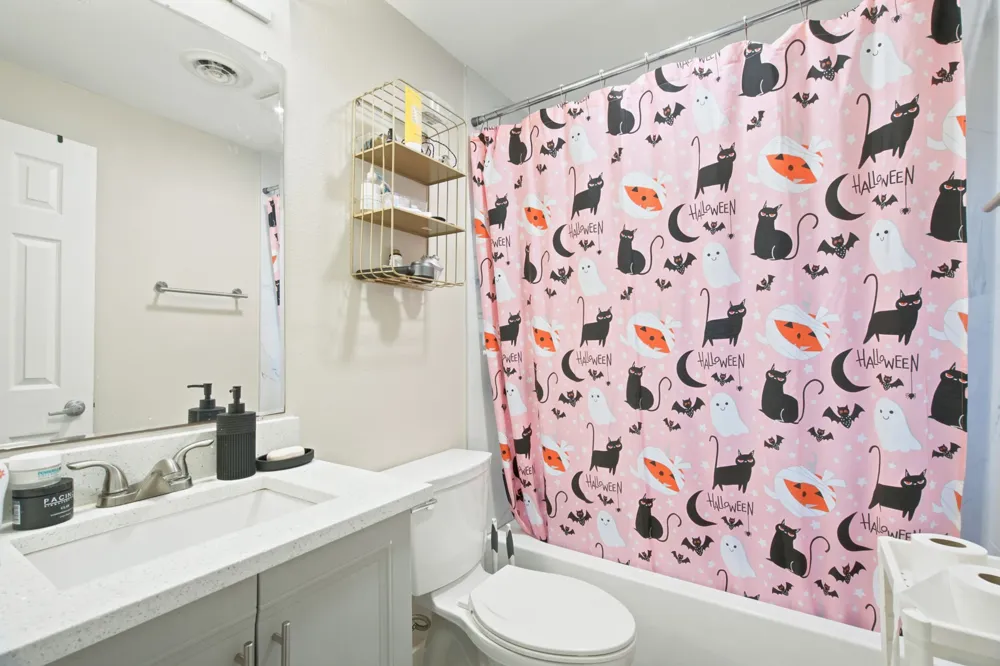 109 W 11th Street Irving, TX 75060
