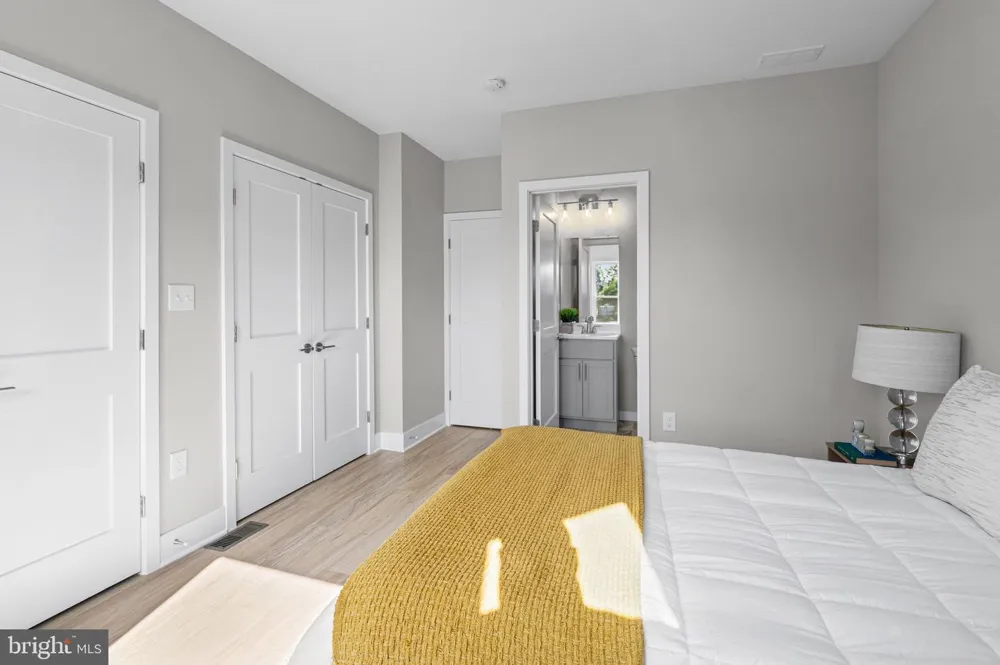 1901 LONGWOOD STREET Baltimore, MD 21216