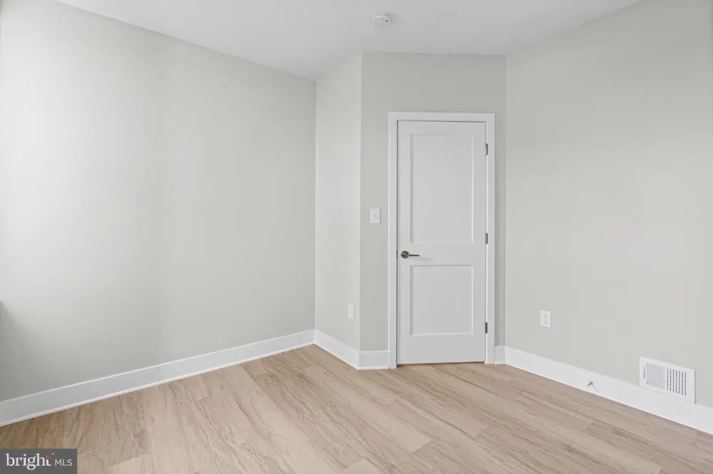 1901 LONGWOOD STREET Baltimore, MD 21216