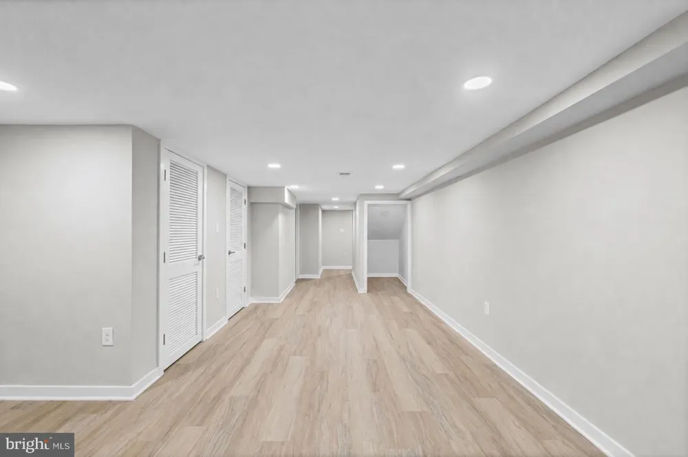 1901 LONGWOOD STREET Baltimore, MD 21216