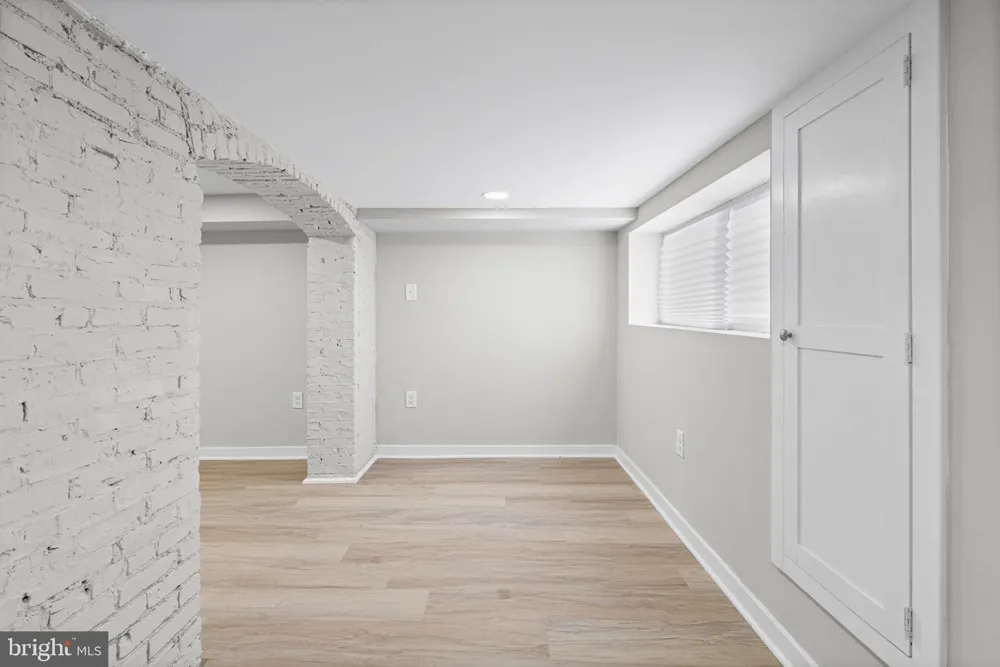 1901 LONGWOOD STREET Baltimore, MD 21216