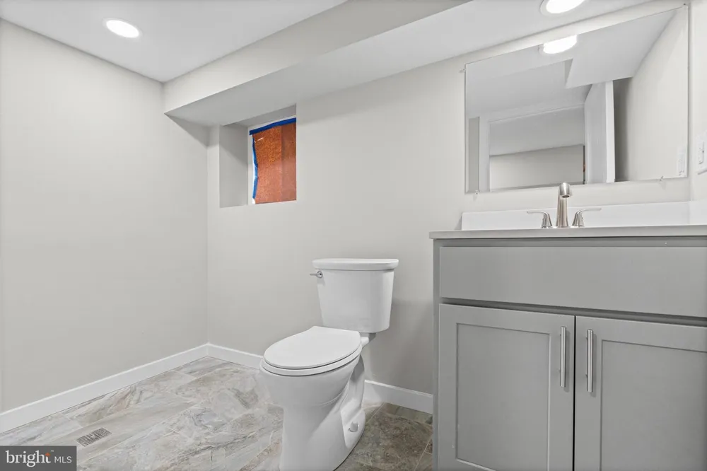 1901 LONGWOOD STREET Baltimore, MD 21216