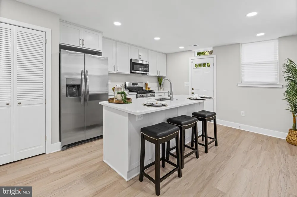 1901 LONGWOOD STREET Baltimore, MD 21216