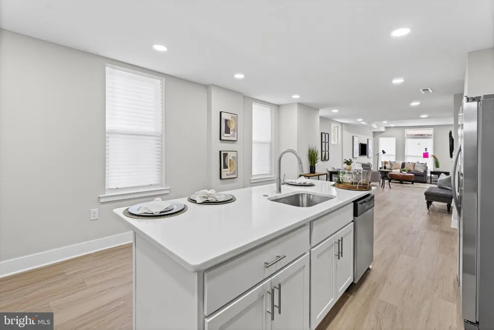 1901 LONGWOOD STREET Baltimore, MD 21216