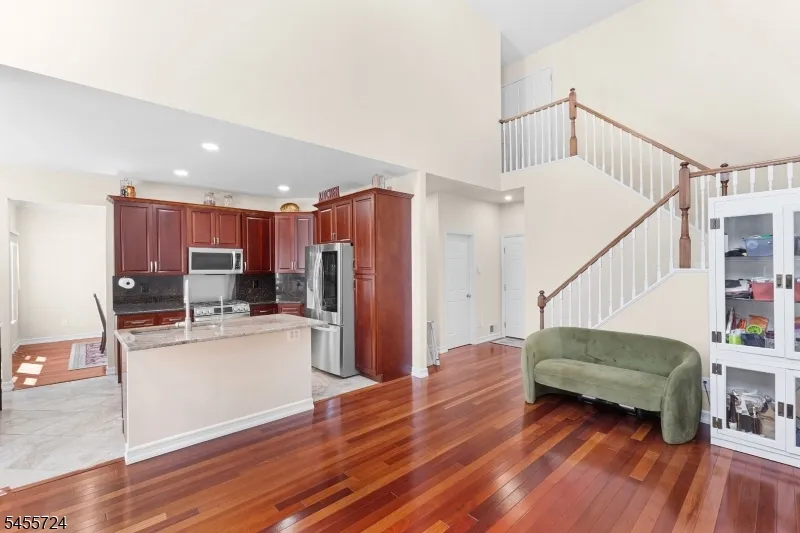 3 Delaney Ct Bridgewater, NJ 08807