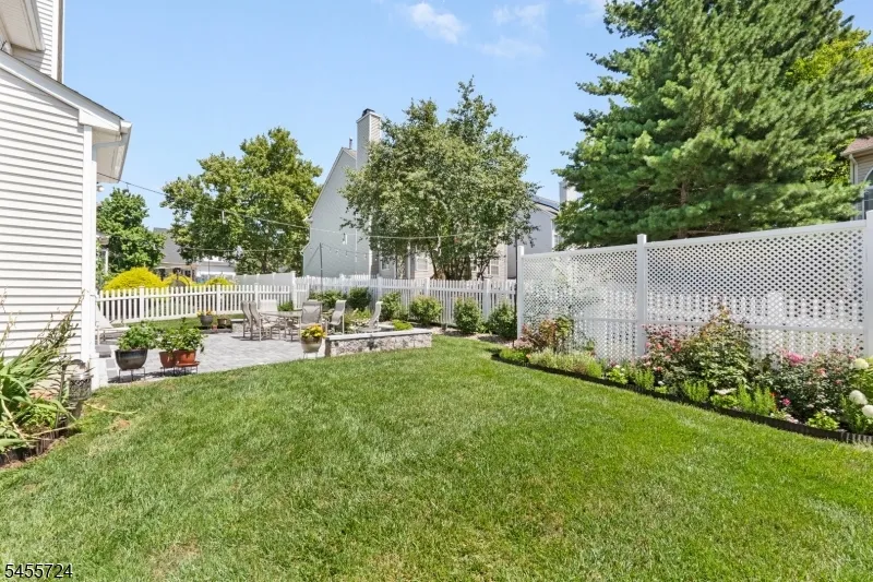 3 Delaney Ct Bridgewater, NJ 08807