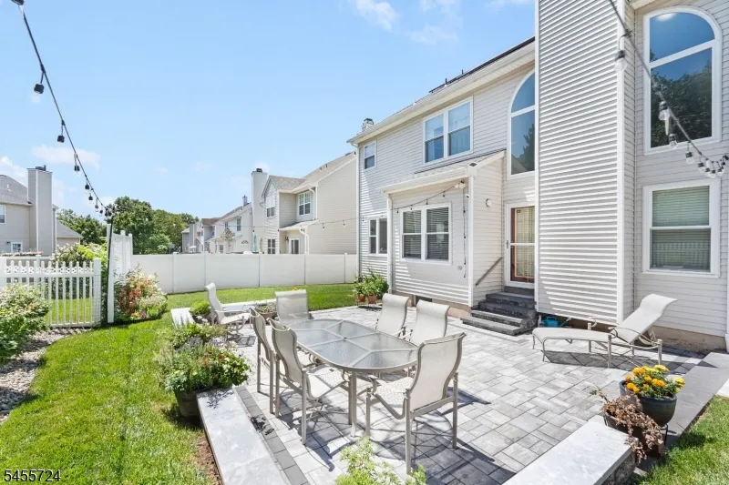3 Delaney Ct Bridgewater, NJ 08807