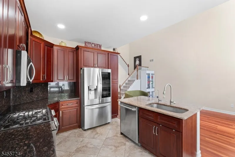 3 Delaney Ct Bridgewater, NJ 08807