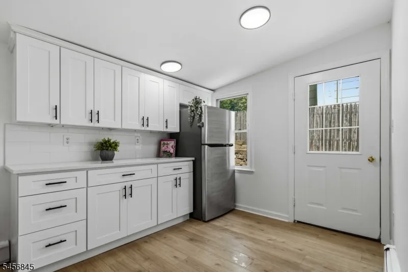 32 Schwarz Blvd Jefferson, NJ 07849