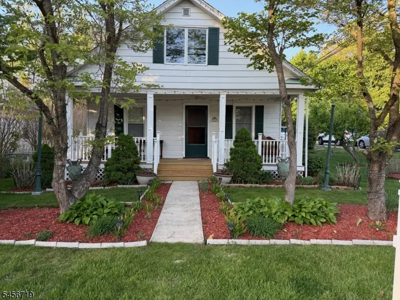 18 Elycroft Ave Rockaway, NJ 07866