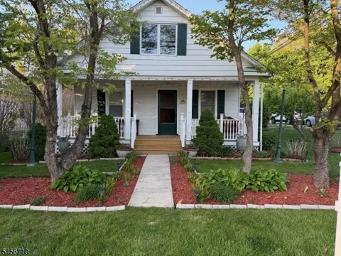 18 Elycroft Ave