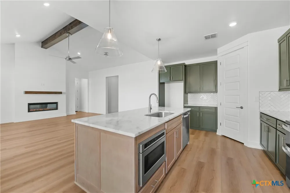 4042 Prairie Drive Nolanville, TX 76559