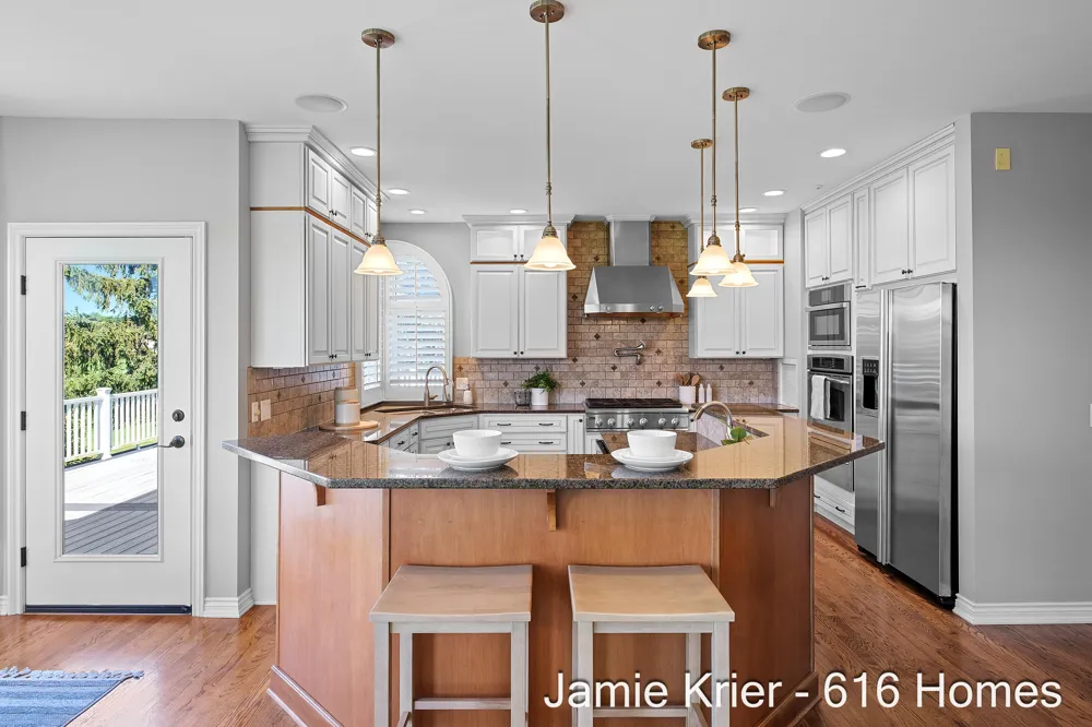 7105 Placid Pointe Court SE Caledonia, MI 49316