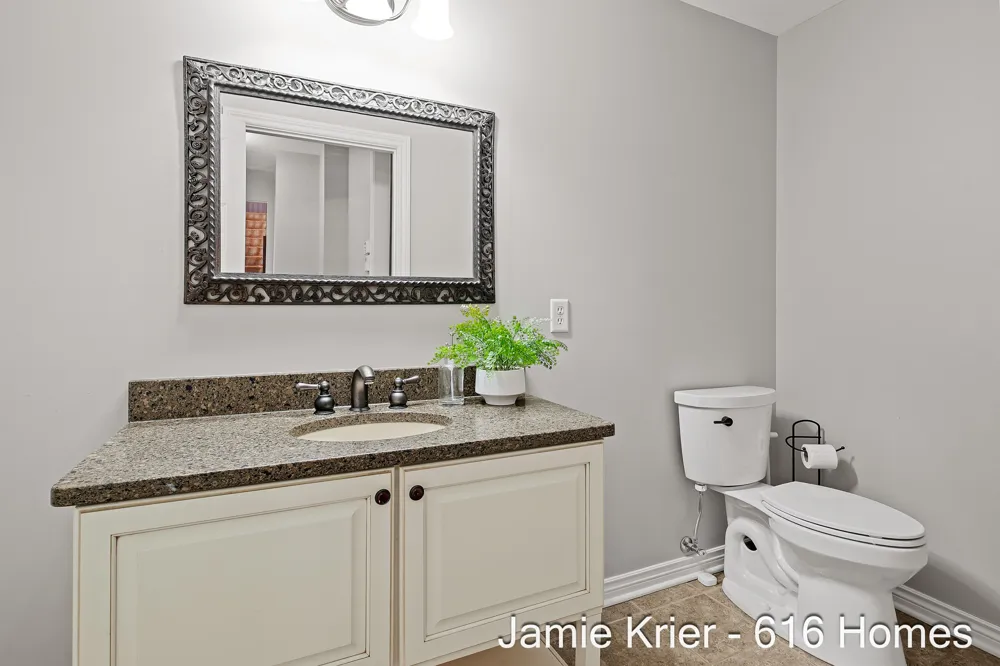 7105 Placid Pointe Court SE Caledonia, MI 49316