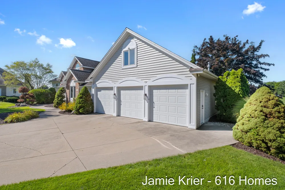 7105 Placid Pointe Court SE Caledonia, MI 49316