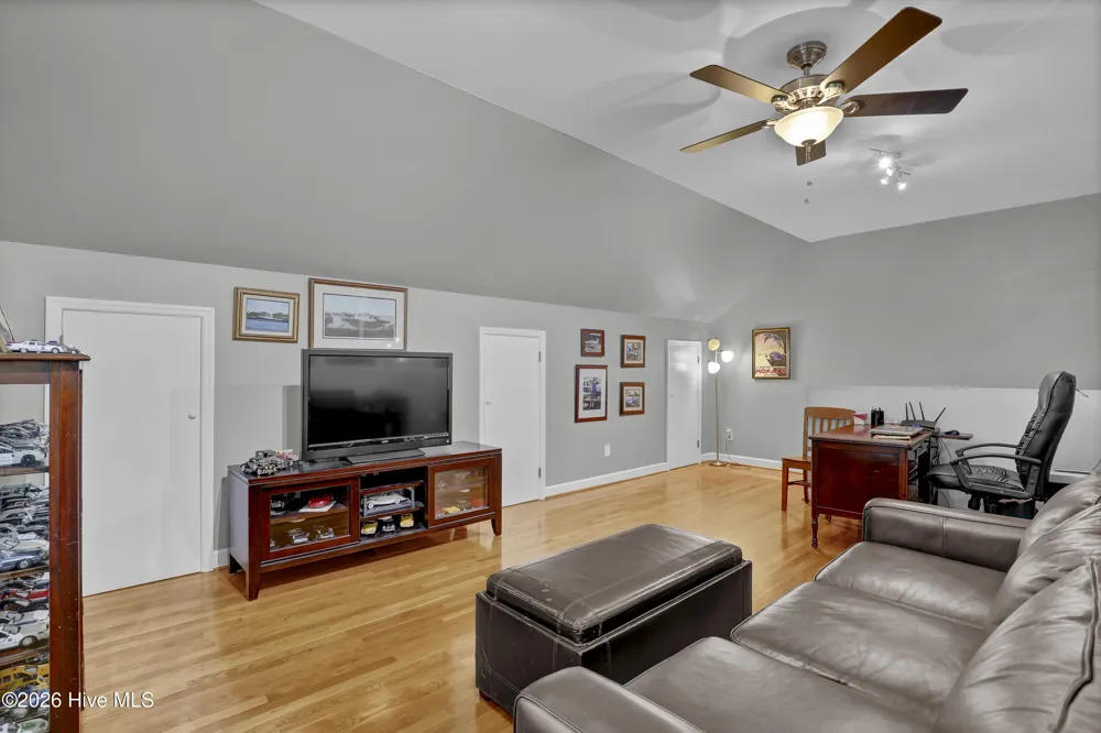 901 Saltwood Lane Wilmington, NC 28411