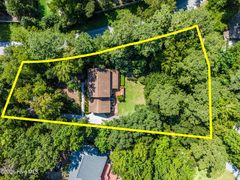 901 Saltwood Lane Wilmington, NC 28411