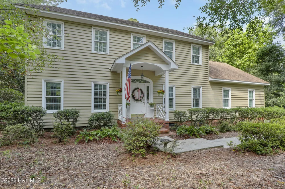 901 Saltwood Lane Wilmington, NC 28411