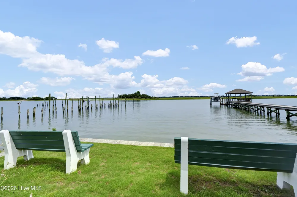 901 Saltwood Lane Wilmington, NC 28411