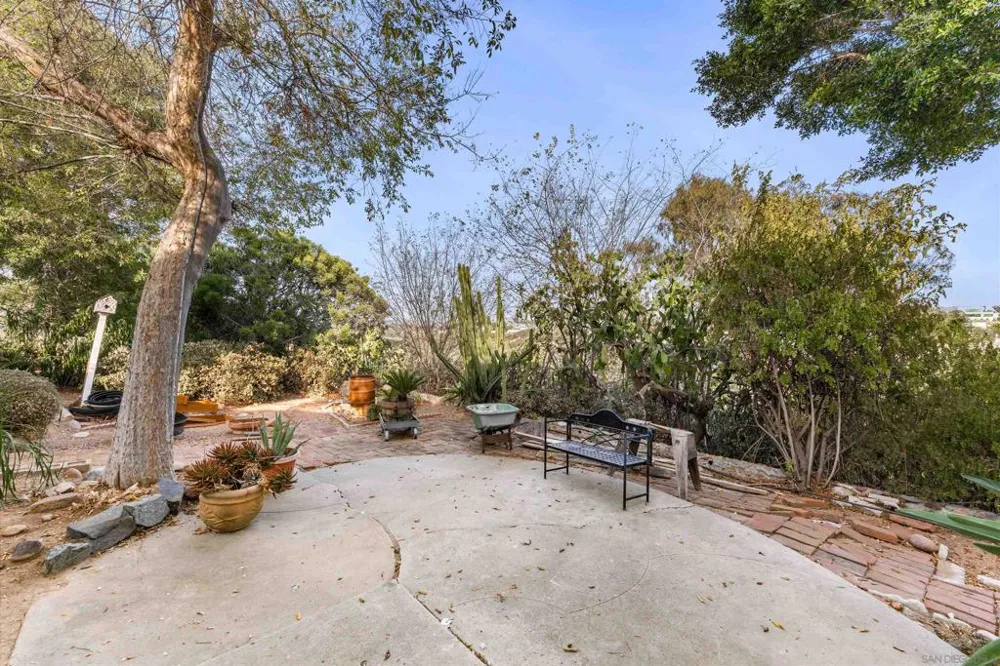 1711 Ridge View Dr. San Diego, CA 92105
