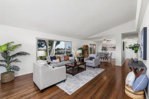 1711 Ridge View Dr.