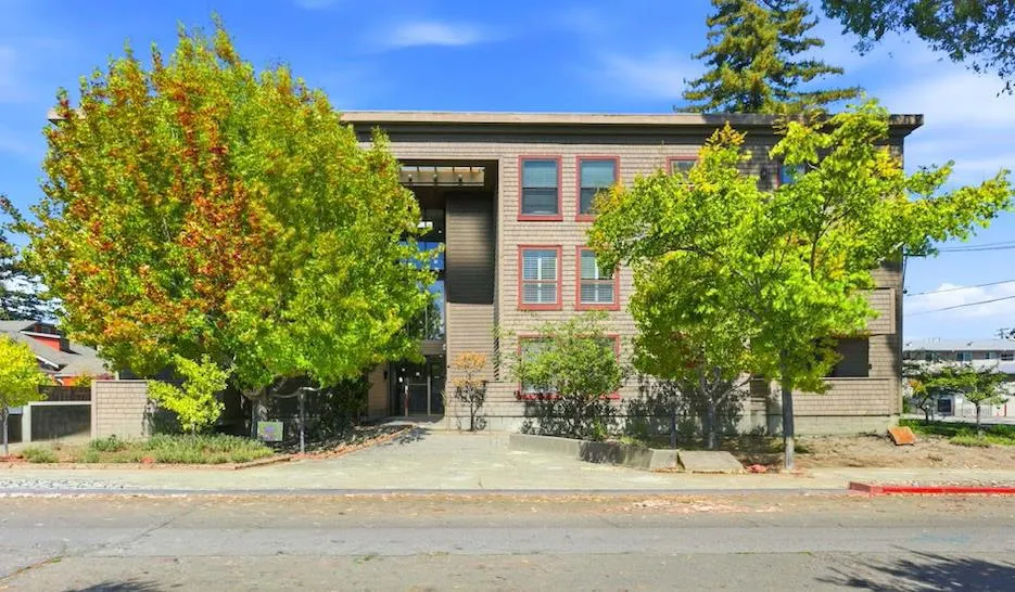 1500 Sherman Avenue #1A Burlingame, CA 94010