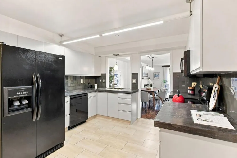 1500 Sherman Avenue #1A Burlingame, CA 94010