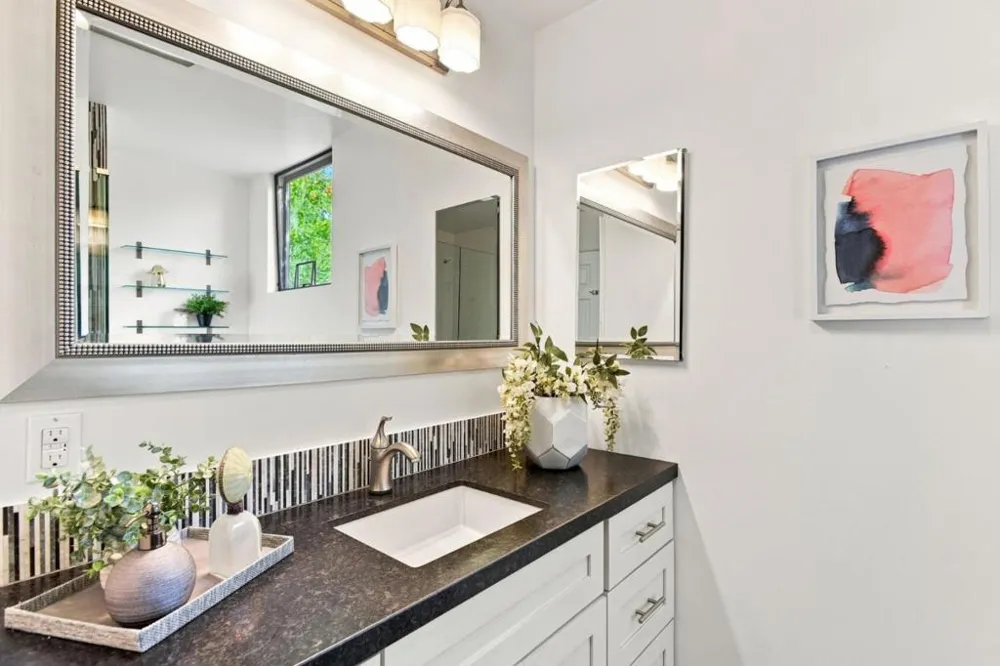 1500 Sherman Avenue #1A Burlingame, CA 94010