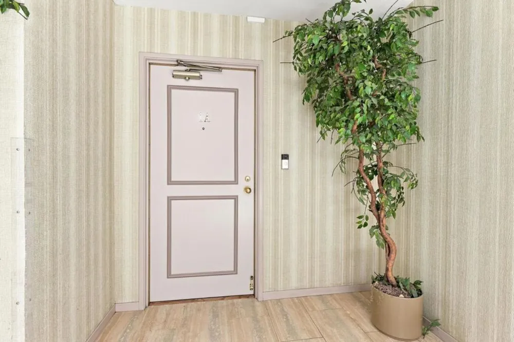 1500 Sherman Avenue #1A Burlingame, CA 94010