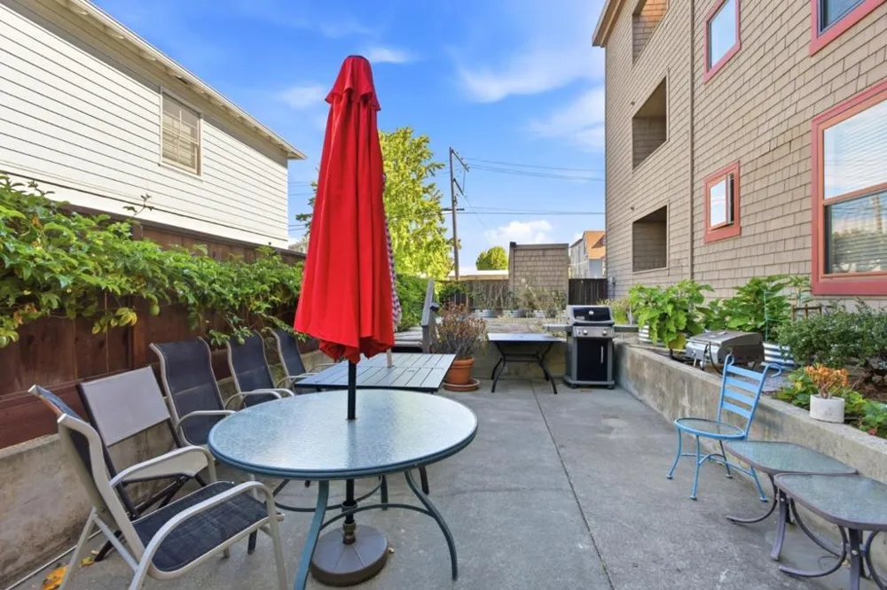 1500 Sherman Avenue #1A Burlingame, CA 94010