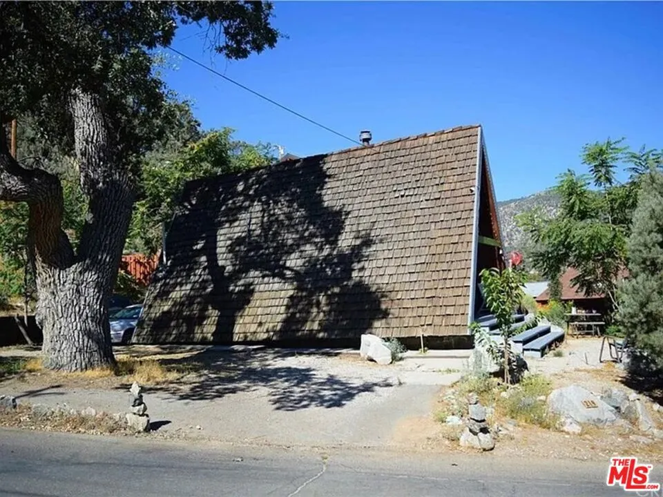 219 Pine Canyon Drive Frazier Park, CA 93225