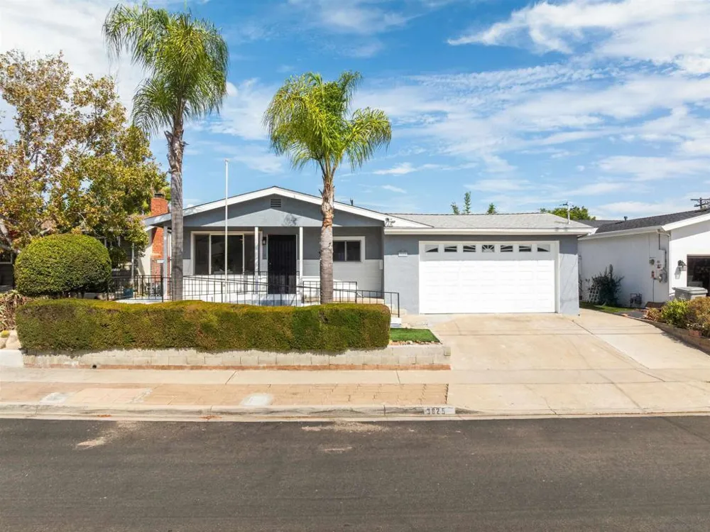 3825 Tiara St San Diego, CA 92111