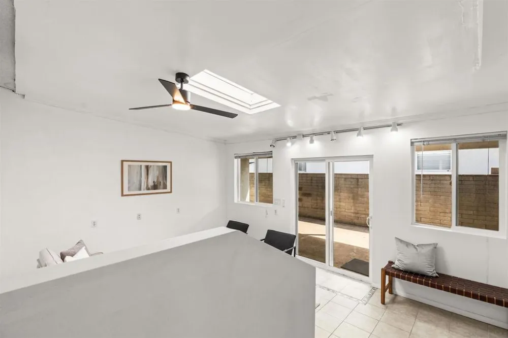 3825 Tiara St San Diego, CA 92111
