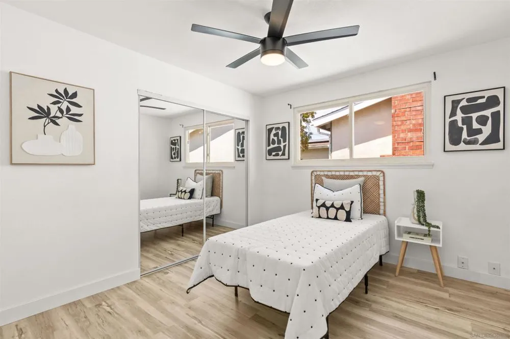 3825 Tiara St San Diego, CA 92111