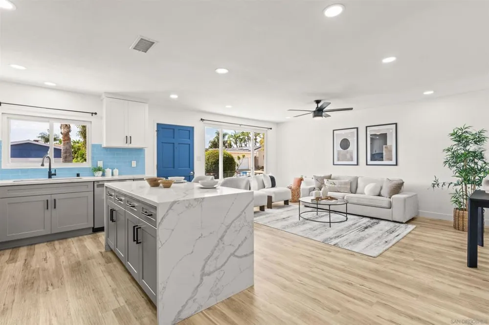 3825 Tiara St San Diego, CA 92111