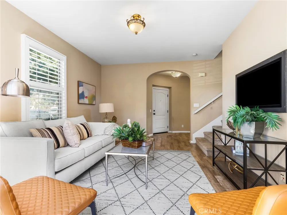 60 Pathway Irvine, CA 92618