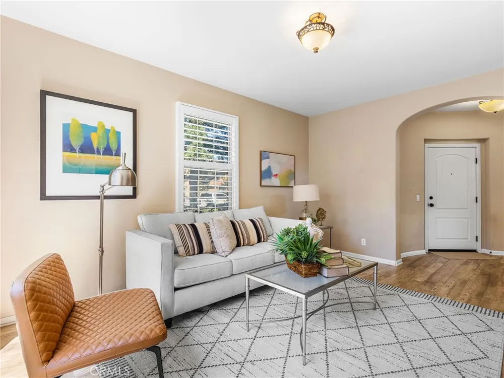 60 Pathway Irvine, CA 92618