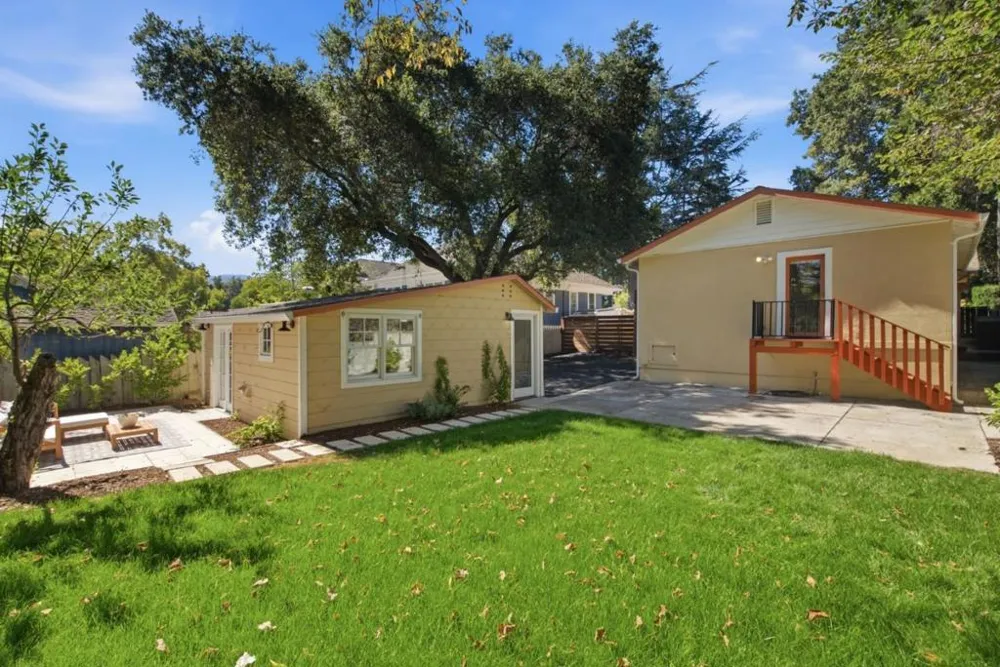 320 Bachman Avenue Los Gatos, CA 95030