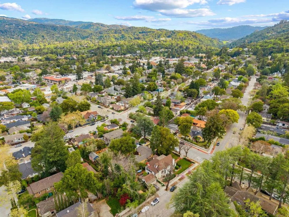 320 Bachman Avenue Los Gatos, CA 95030
